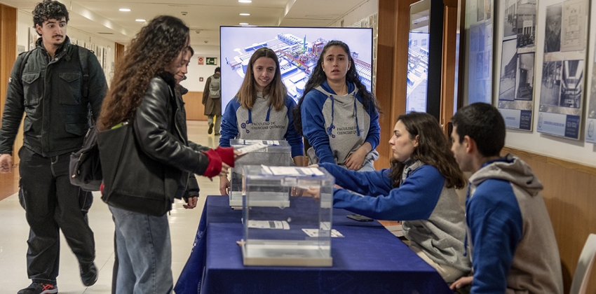 Físicas y Químicas celebran sus II Jornadas de Orientación Profesional